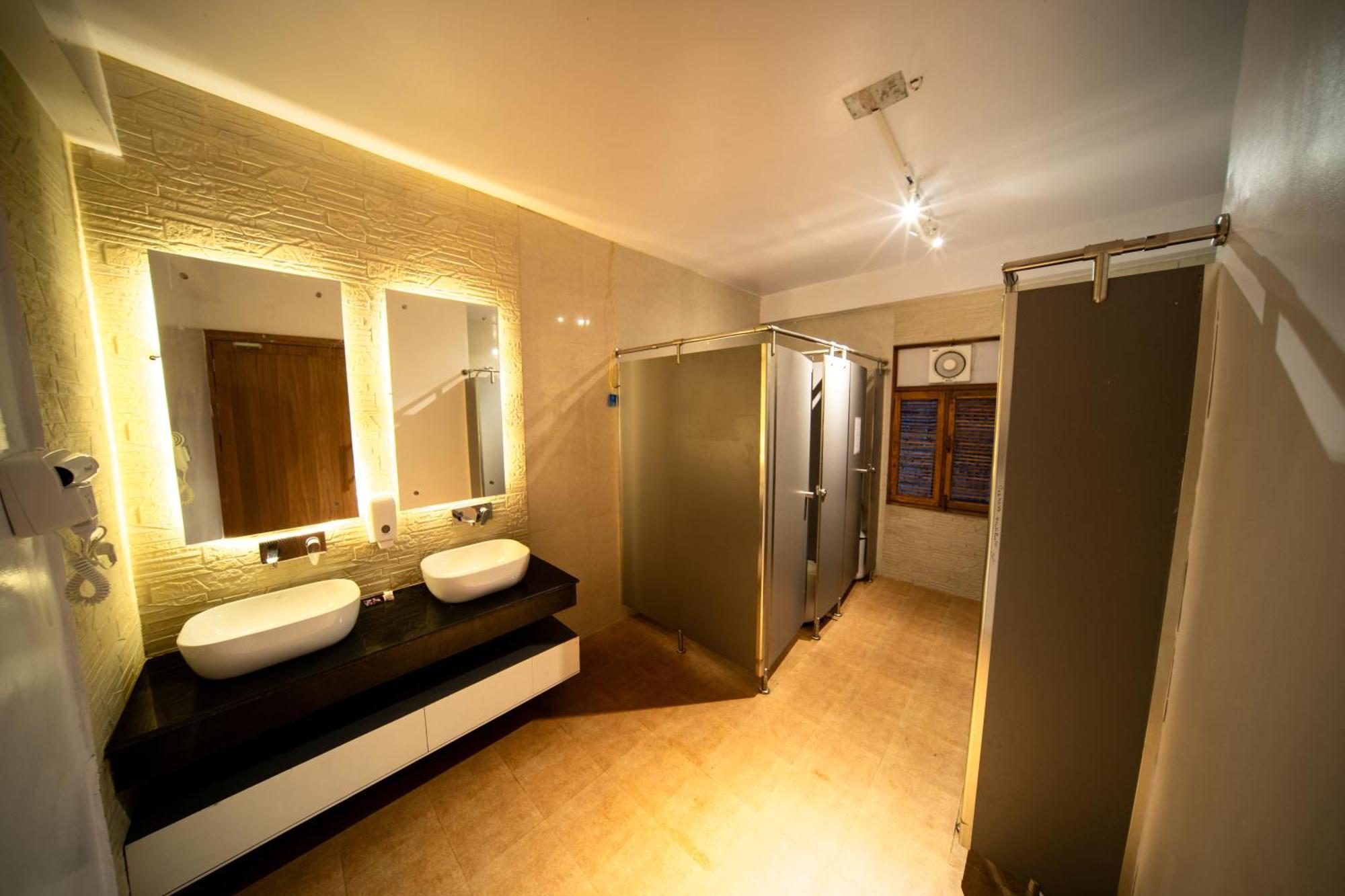Pokhara Backpackers Hostel Kültér fotó